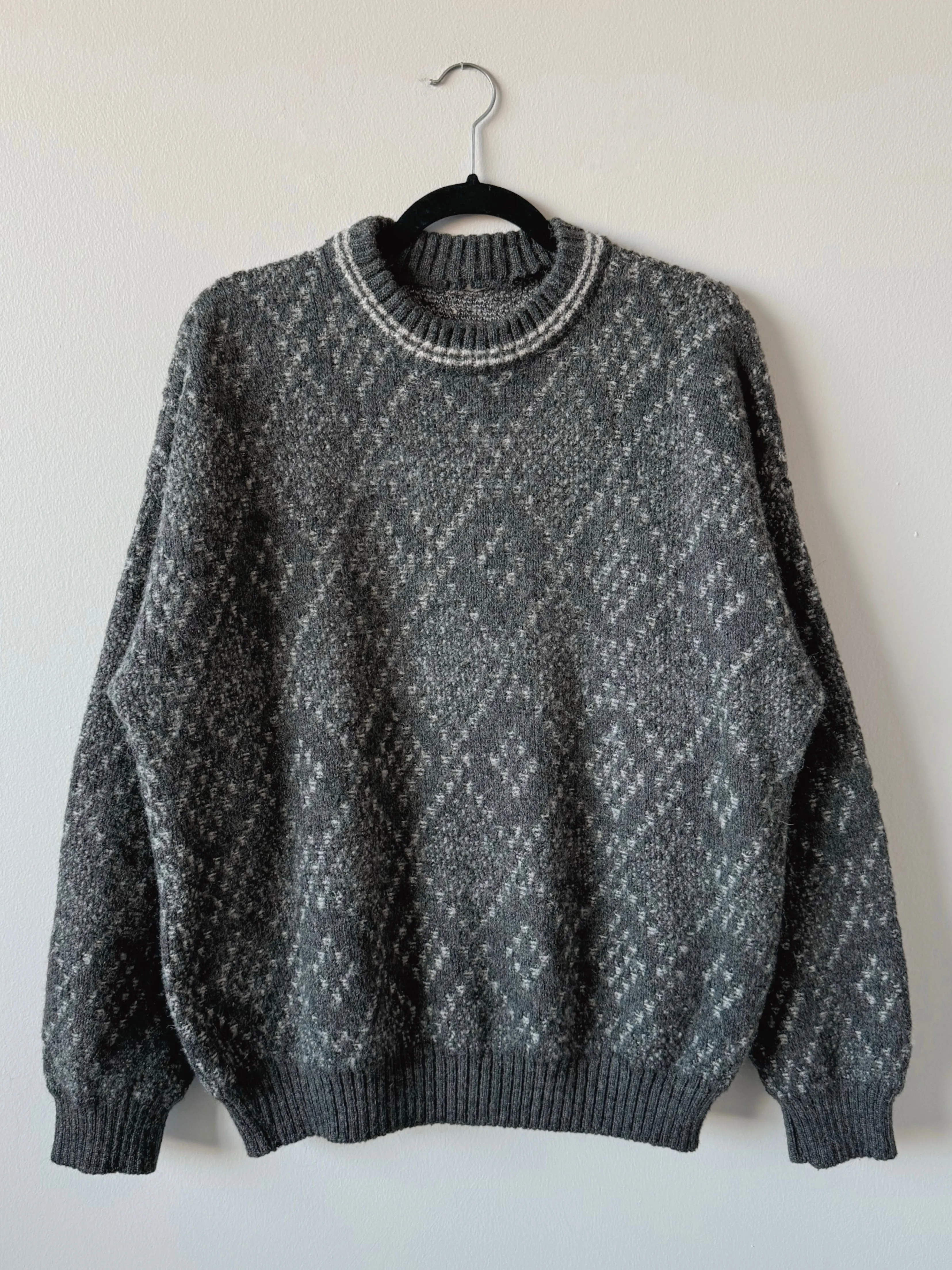 Vintage Grey Diamond Wool Knit Sweater (L/XL)